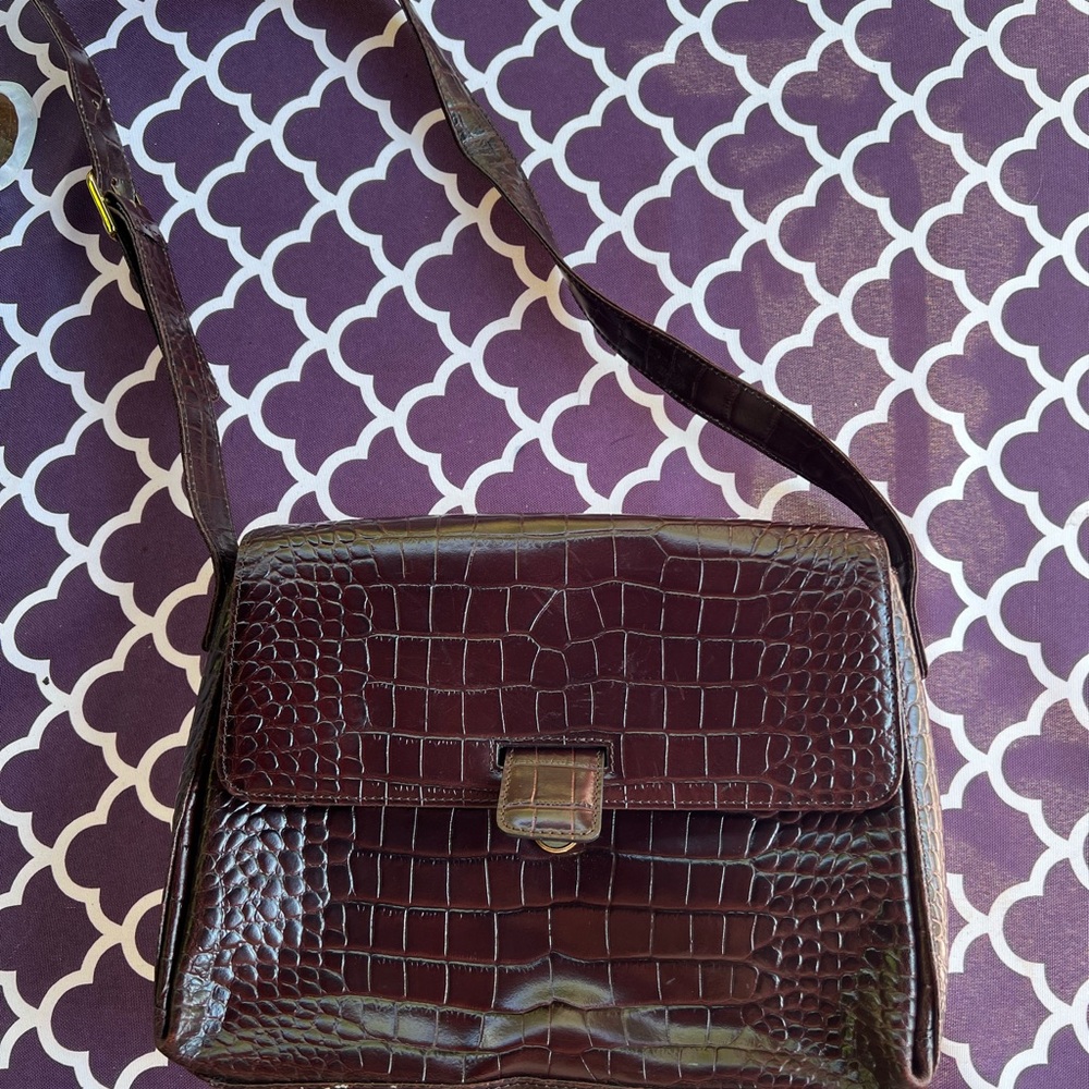 M.London brown pocketbook shoulder bag
